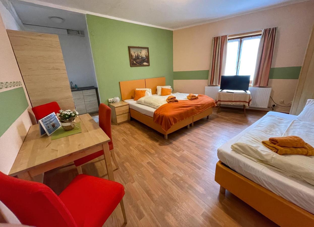 Pension Goeschlberger Mondsee Eksteriør billede
